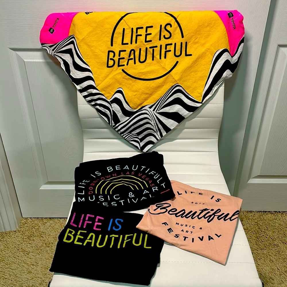 Las Vegas Life is Beautiful Festival Bandana & 3 Women’s Small Tops Bundle